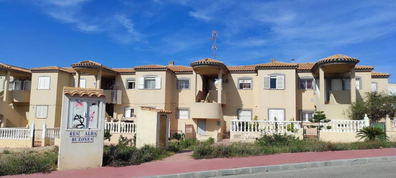 Zeus Beach La Mata Torrevieja Bagian luar foto